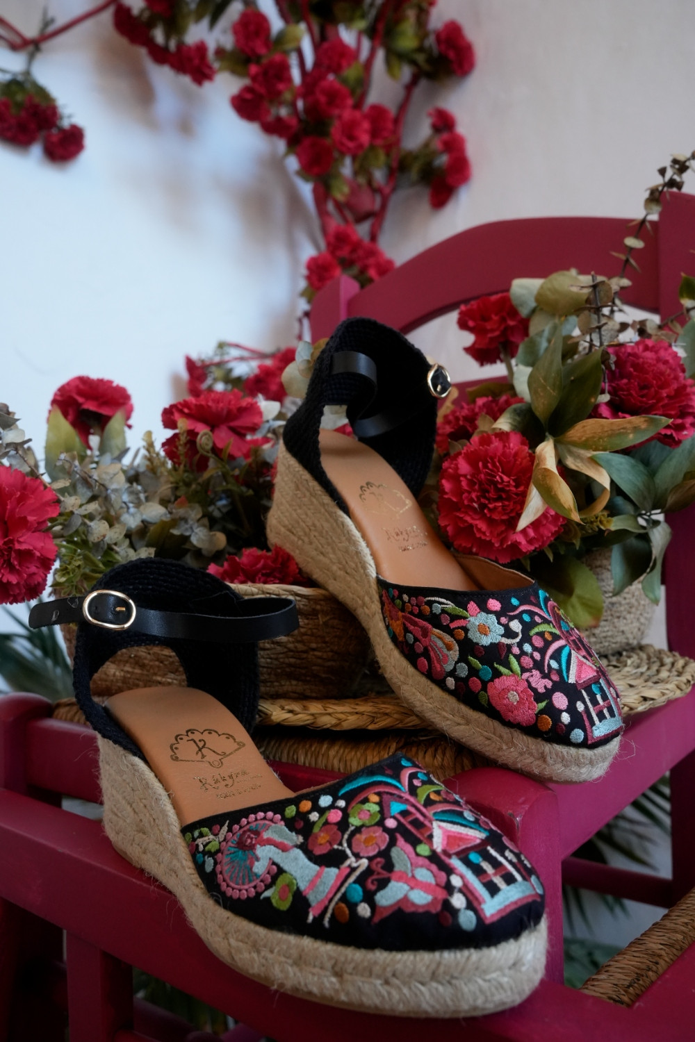 Alpargata Loto negro Káhyra