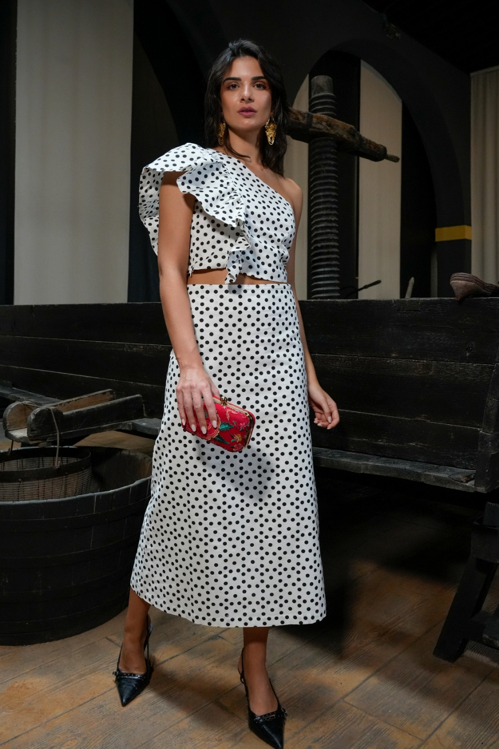 Falda Letanía Káhyra