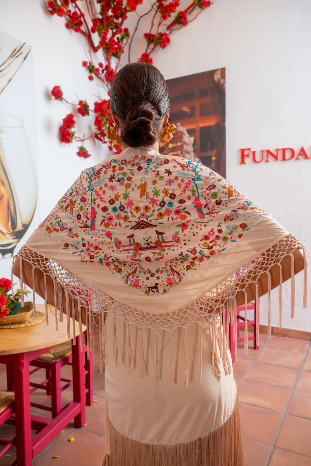 Mantón Loto marfil Káhyra