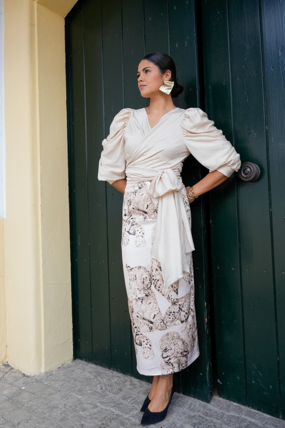 Top Dulzura marfil Káhyra