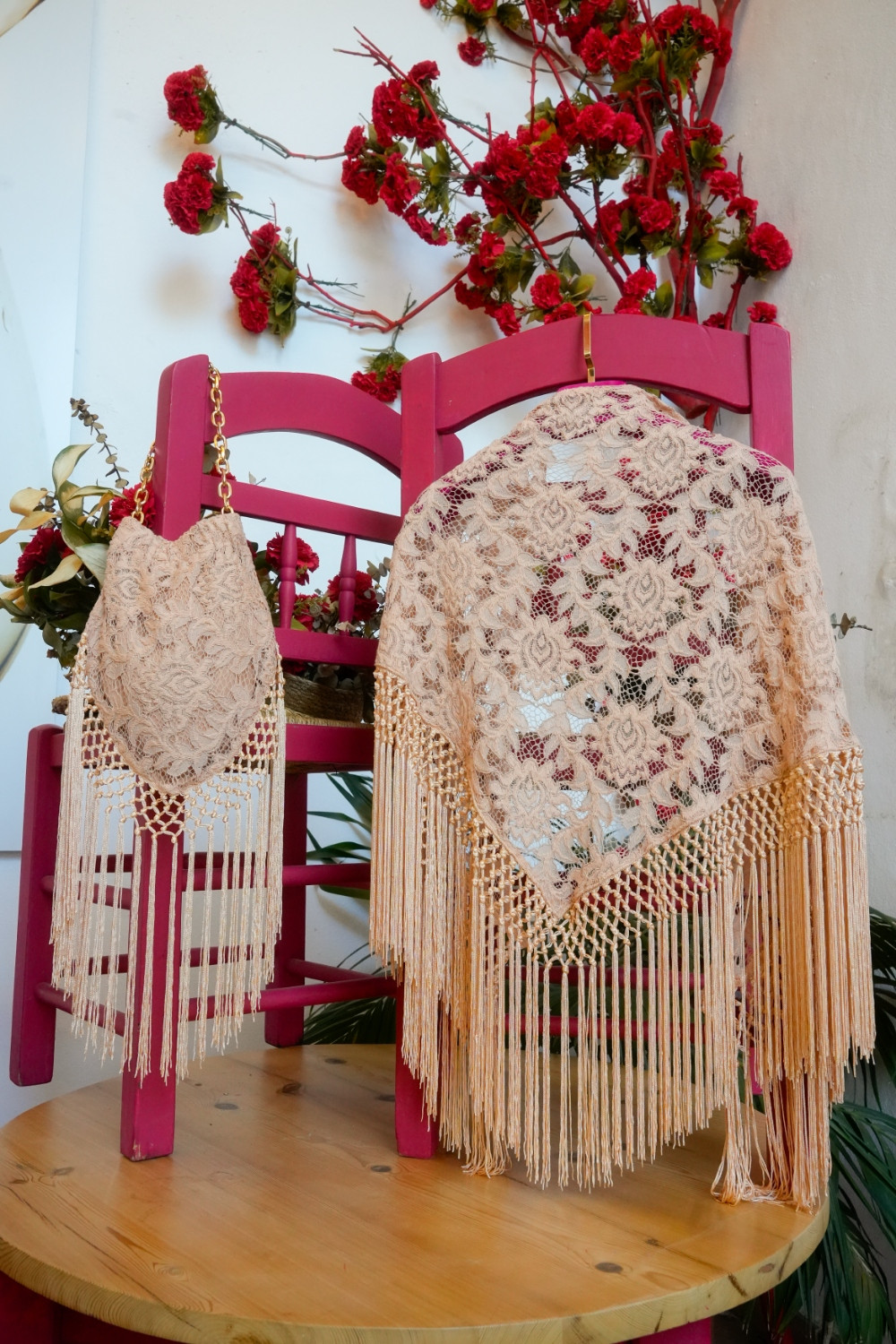 Mantón saeta beige Káhyra