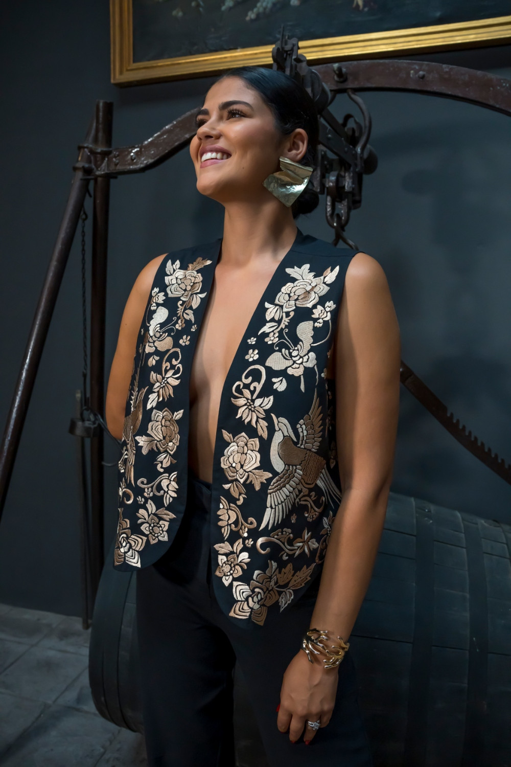 Chaleco Manila negro Kahyra