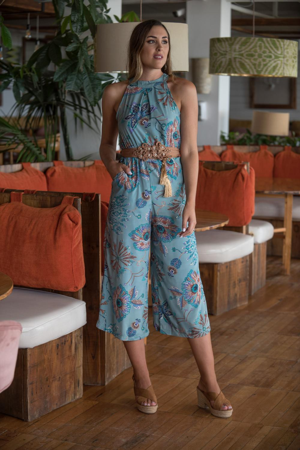 MONO AZUL CIELO SUNSET AND MOON